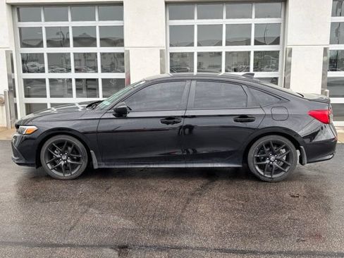 Used 2024 Honda Civic Sport image 3