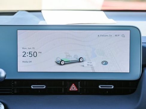 Certified 2024 Hyundai Ioniq 5 Limited RWD image 16