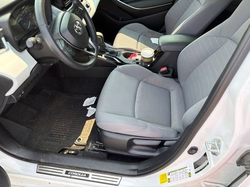 Used 2024 Toyota Corolla SE FWD image 12