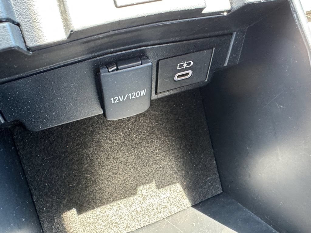 Used 2024 Toyota Corolla LE FWD image 13