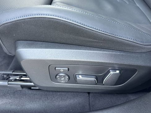 Used 2025 BMW X3 M50 w/ Premium Package image 13