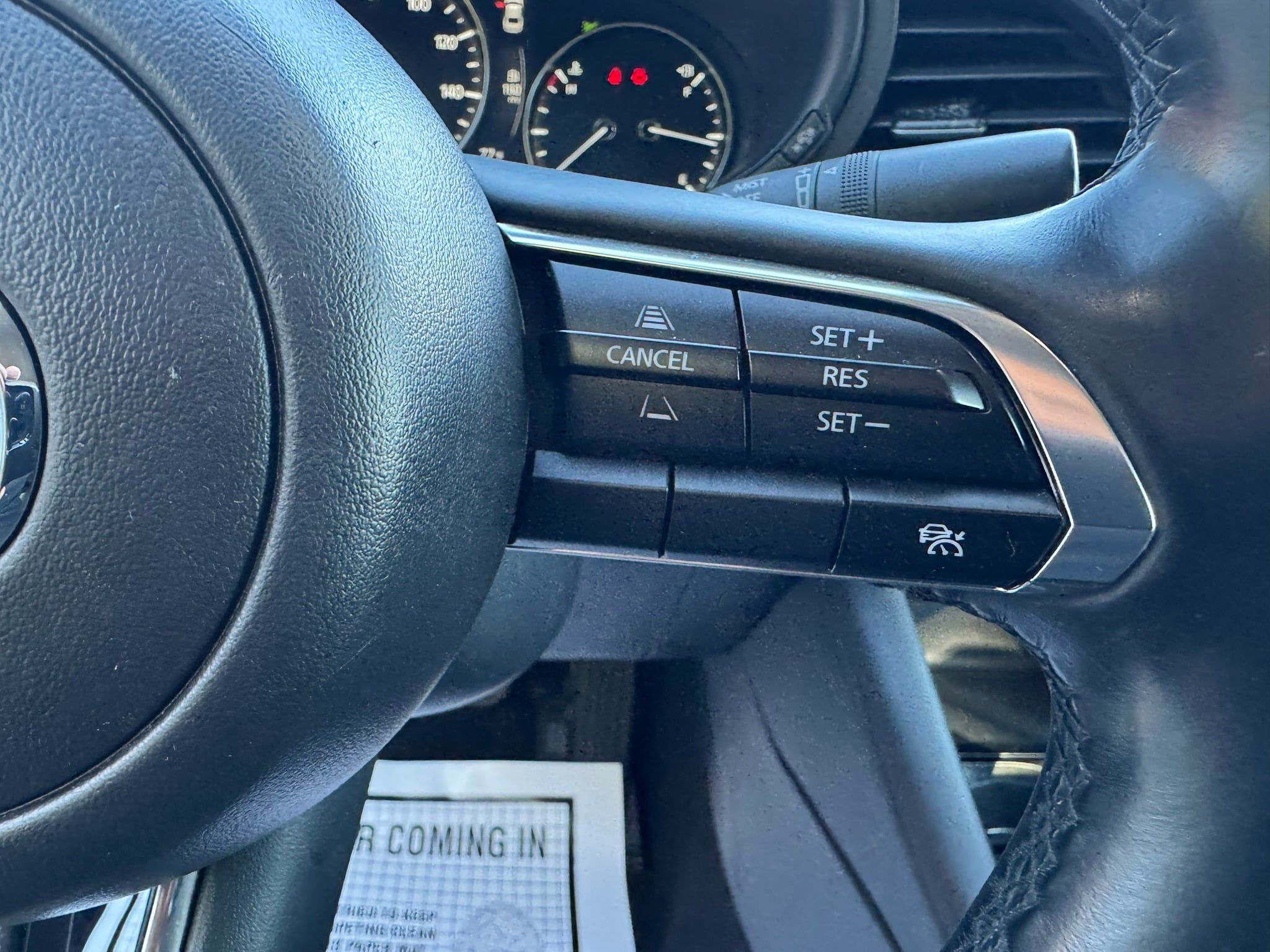 Used 2024 MAZDA MAZDA3 s FWD image 19