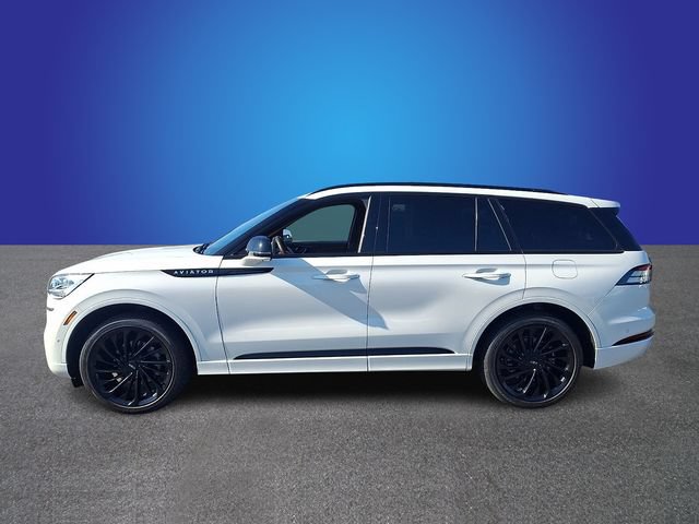 Used 2023 Lincoln Aviator Black Label w/ Jet Package AWD/4WD image 7