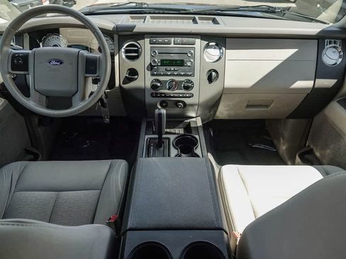 Used 2008 Ford Expedition XLT RWD image 11