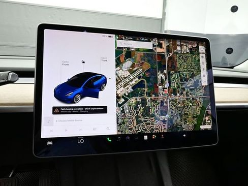 Used 2022 Tesla Model 3 Long Range image 9