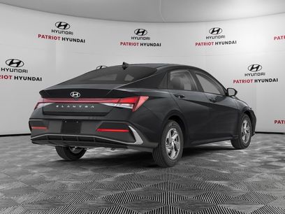 New 2026 Hyundai Elantra SE