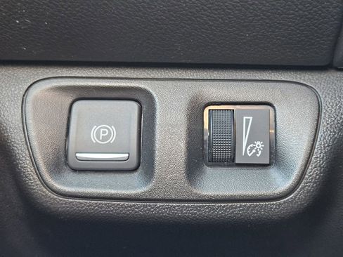 Used 2019 GMC Acadia Denali w/ Technology Package image 28