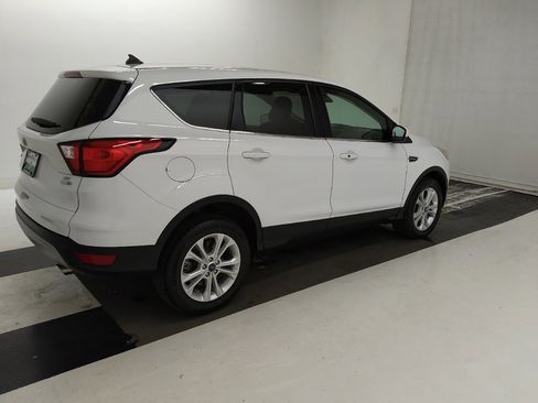 Used 2019 Ford Escape SE AWD/4WD image 10