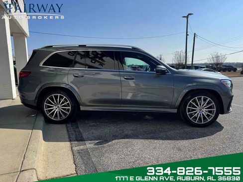Used 2025 Mercedes-Benz GLS 450 4MATIC image 5