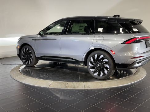 New 2024 Lincoln Nautilus Reserve w/ Equipment Group 202A image 7