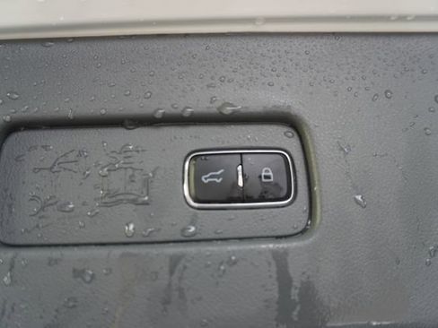 Used 2020 Lincoln Aviator Reserve w/ Elements Package Plus RWD image 38