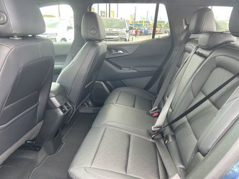 New 2026 Chevrolet Equinox LT w/ Convenience Package II image 30