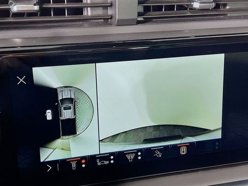 Certified 2025 GMC Sierra 2500 Denali Ultimate image 13