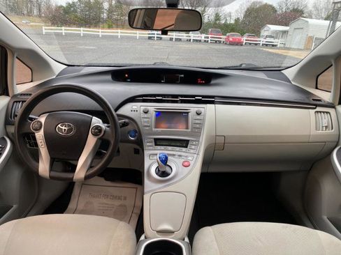 Used 2012 Toyota Prius Three image 20