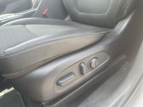 Used 2023 Buick Encore GX Select FWD image 5