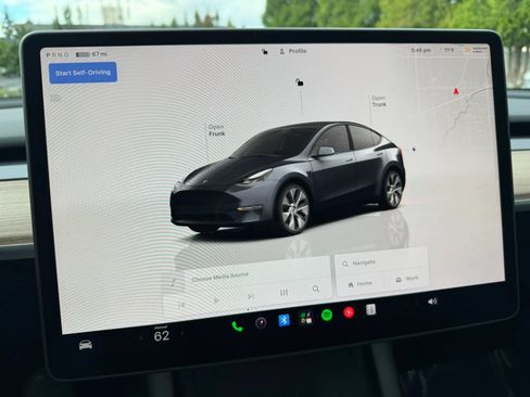 Used 2023 Tesla Model Y Long Range AWD/4WD image 34