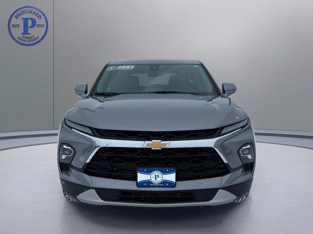 Used 2023 Chevrolet Blazer LT w/ Driver Confidence Package FWD image 2
