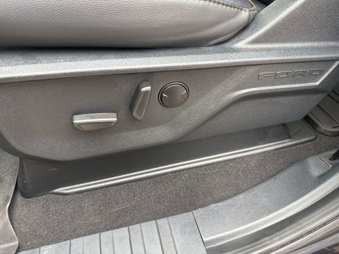 Used 2025 Ford F350 Lariat w/ FX4 Off-Road Package image 13