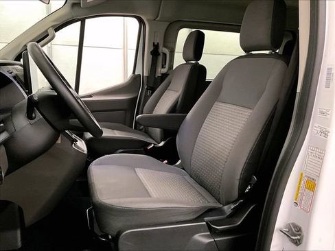 Used 2022 Ford Transit 350 XLT RWD image 24