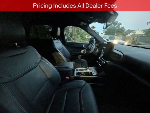 Used 2023 Ford Explorer ST w/ Equipment Group 401A AWD/4WD image 9