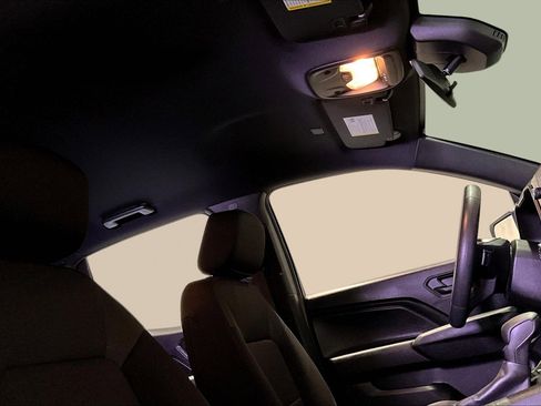 Used 2023 Chevrolet Colorado W/T image 24