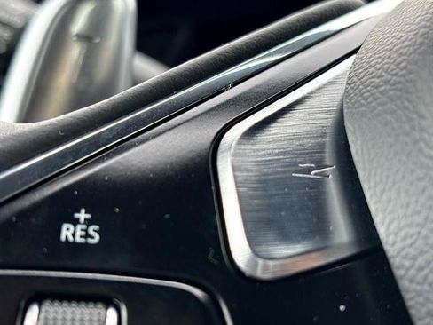 Used 2022 Chevrolet Corvette Stingray Coupe w/ 1LT image 18