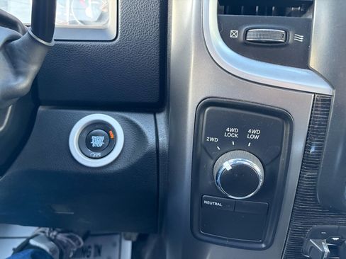 Used 2017 RAM 2500 Limited image 30