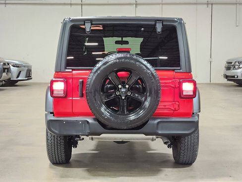 Used 2021 Jeep Wrangler Unlimited Sport image 10