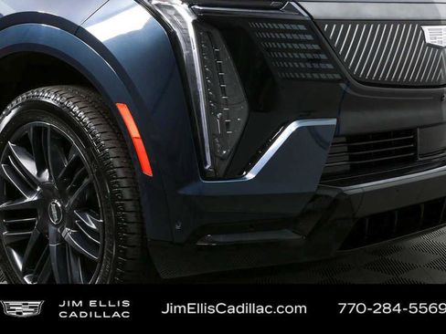 Certified 2026 Cadillac Escalade IQ Sport 1 w/ LPO, ONYX Package AWD/4WD image 35
