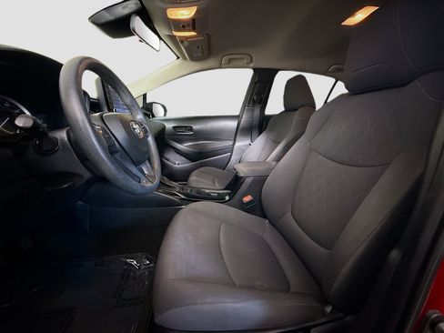 Used 2022 Toyota Corolla LE FWD image 21