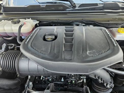 Used 2025 RAM 1500 Limited AWD/4WD image 22