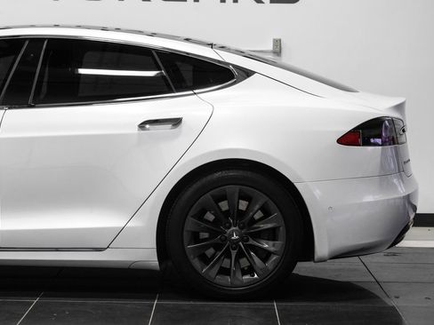 Used 2018 Tesla Model S 75D image 19
