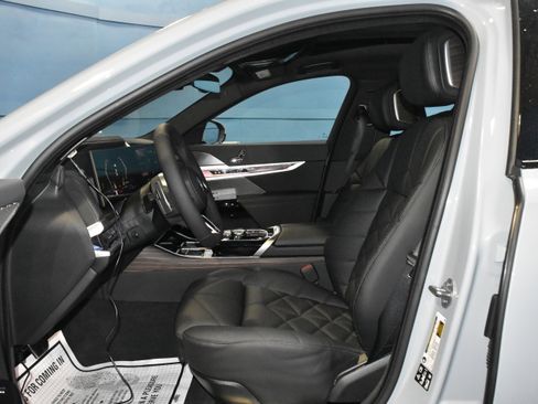 New 2026 BMW 740i xDrive image 6