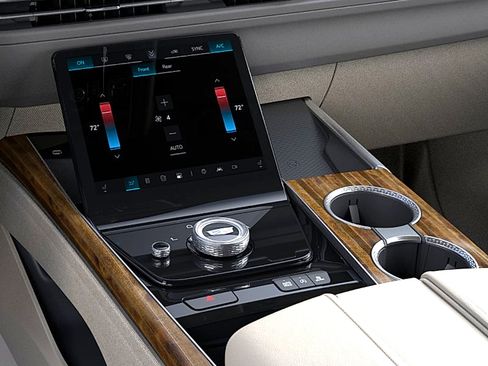 New 2026 Cadillac Escalade Platinum Sport w/ LPO, Floor Liner Package AWD/4WD image 23