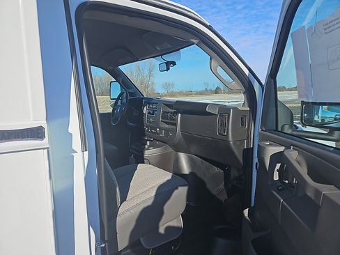 New 2024 Chevrolet Express 3500 w/ Power Convenience Package image 12