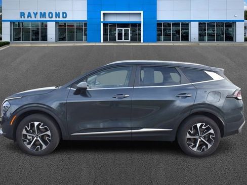 Certified 2024 Kia Sportage EX AWD/4WD image 6