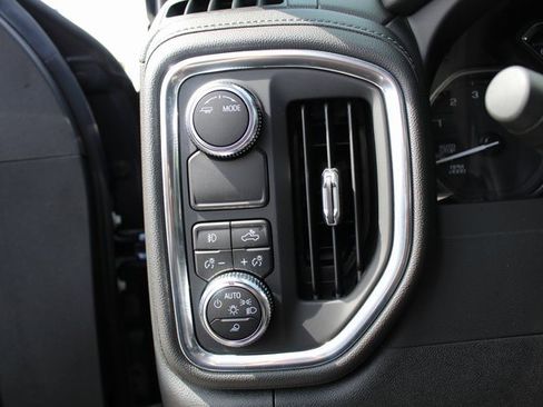 Used 2021 GMC Sierra 1500 SLT image 24