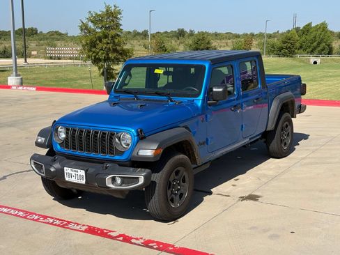 Used 2026 Jeep Gladiator Sport AWD/4WD image 11