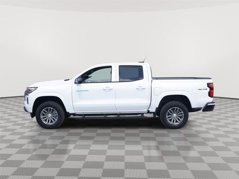 New 2026 Chevrolet Colorado LT w/ LT Convenience Package AWD/4WD image 7