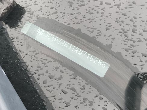 Used 2024 Honda HR-V LX image 10