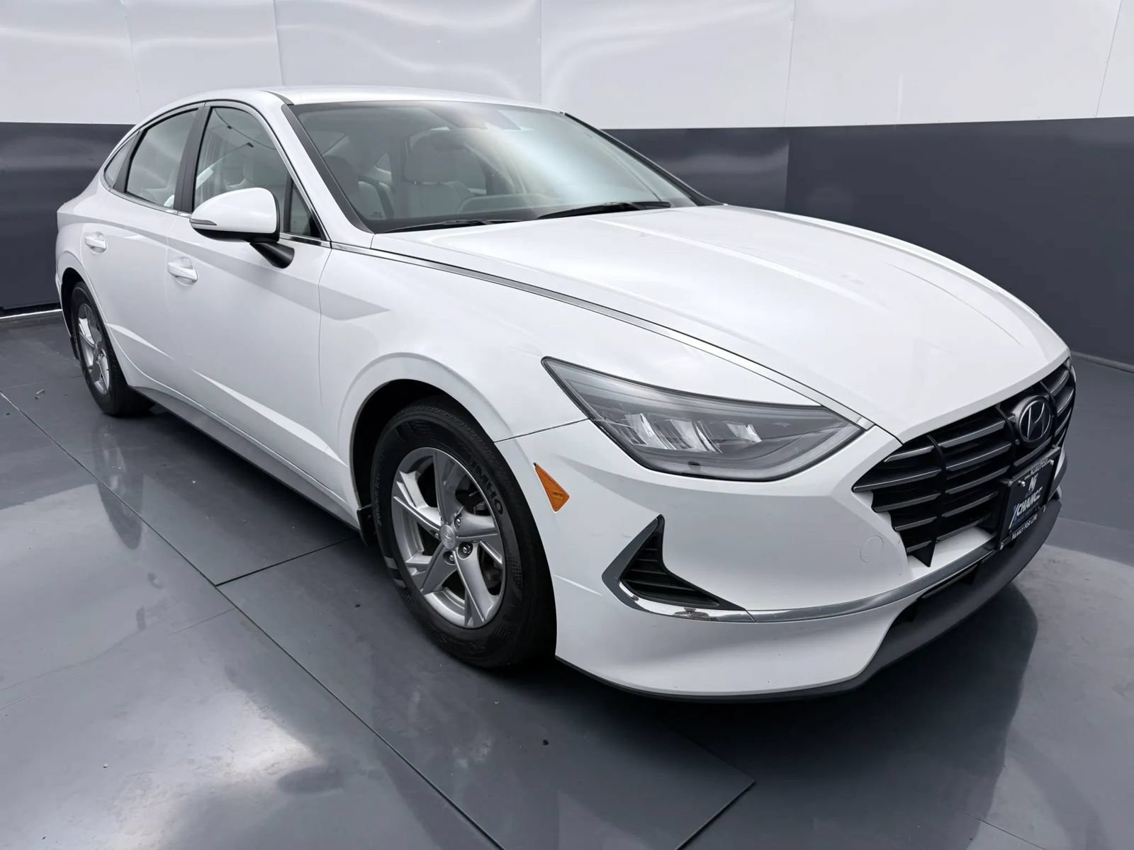 Used 2023 Hyundai Sonata SE FWD image 1