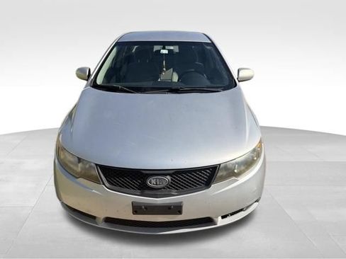 Used 2010 Kia Forte LX w/ Convenience Pkg FWD image 8