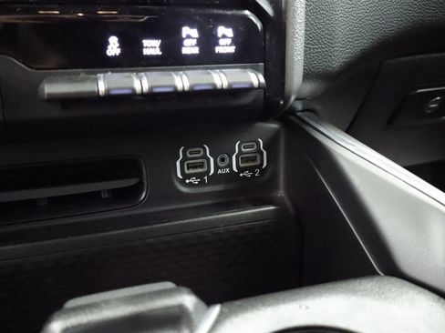 Used 2024 RAM 1500 Big Horn AWD/4WD image 41