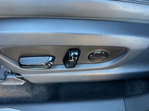 Used 2023 Lexus RZ 450e Premium image 15