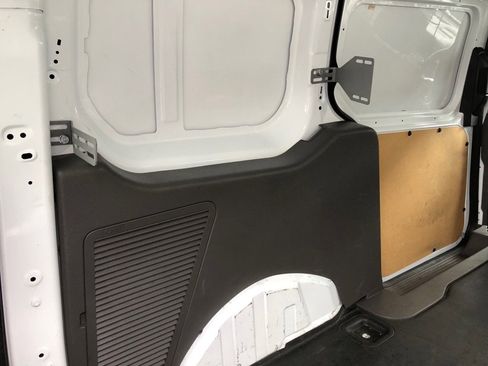 Used 2020 Ford Transit Connect XL FWD image 20