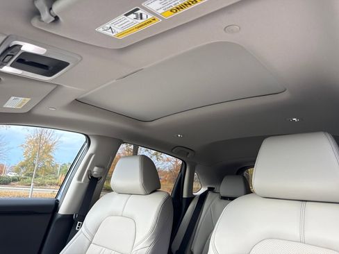 New 2026 Honda HR-V EX-L image 23