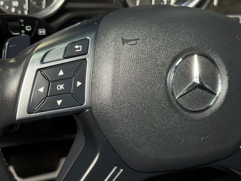 Used 2015 Mercedes-Benz GL 550 4MATIC image 49
