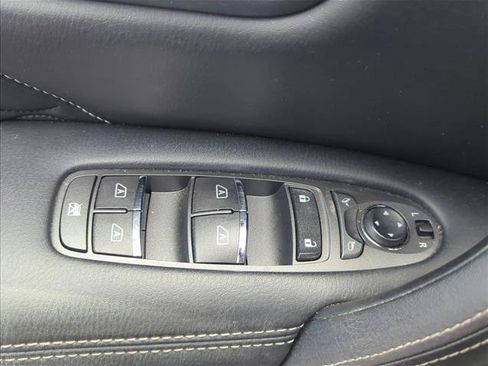 Used 2019 INFINITI QX80 Luxe w/ 22" Wheel Package RWD image 10