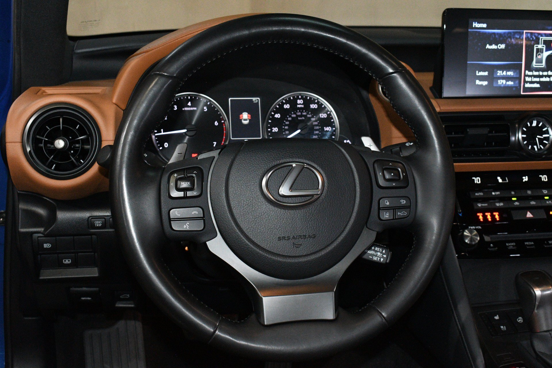 Used 2023 Lexus IS 300 w/ Premium Package RWD image 23