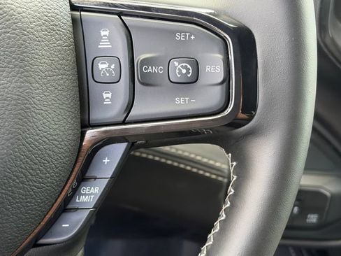 New 2026 RAM 2500 Limited AWD/4WD image 18
